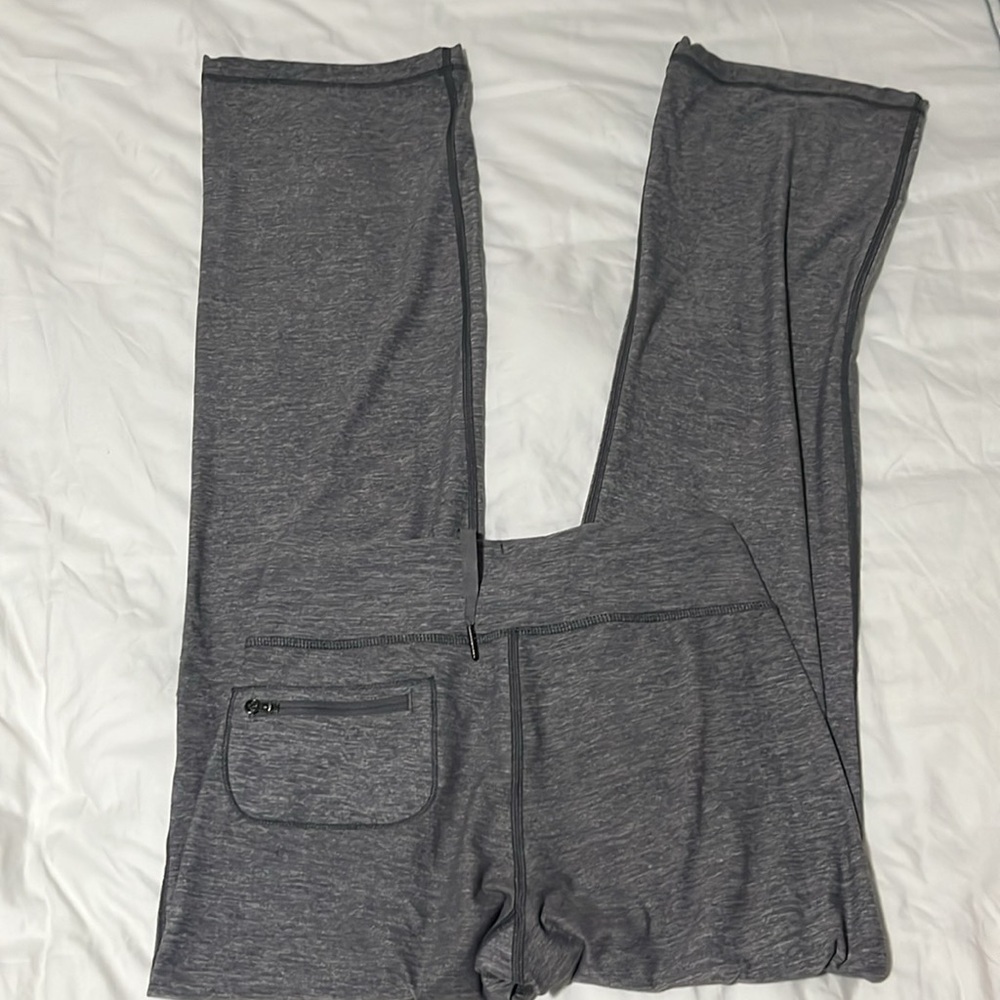 Lululemon flair joggers - Picture 2 of 6